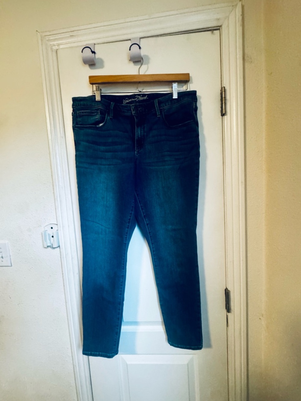 Women’s Dark Blue Skinny Jeans - Universal Thread Size 16